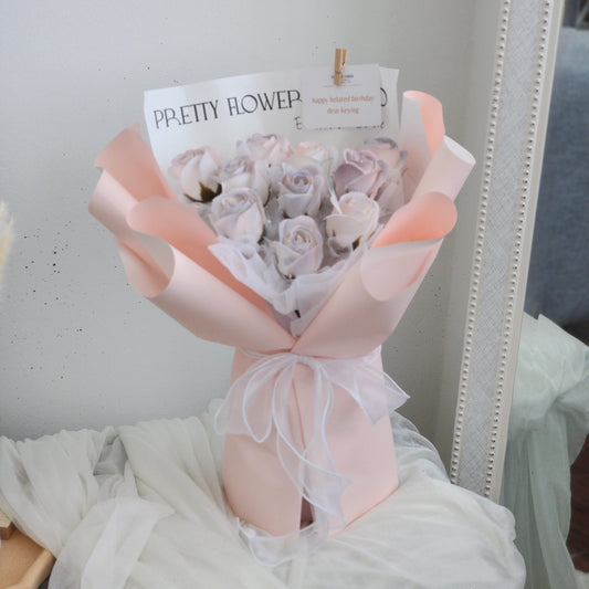 Dollyn | Pastel